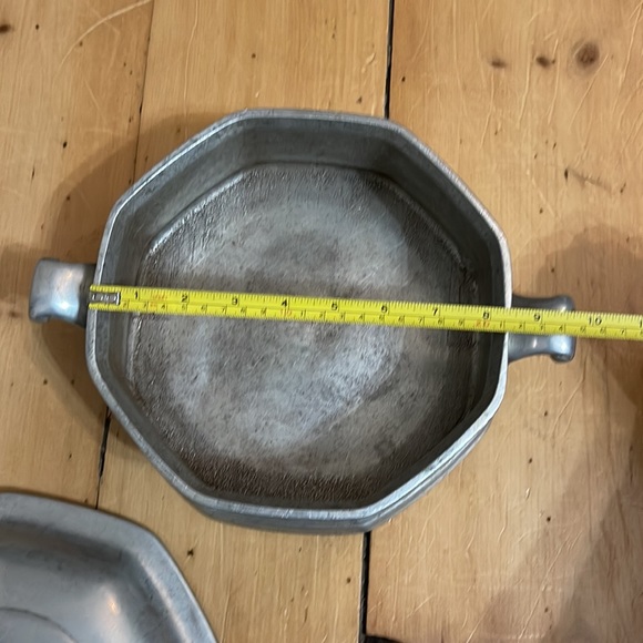 Wilton Armelate cookware - Picture 3 of 6